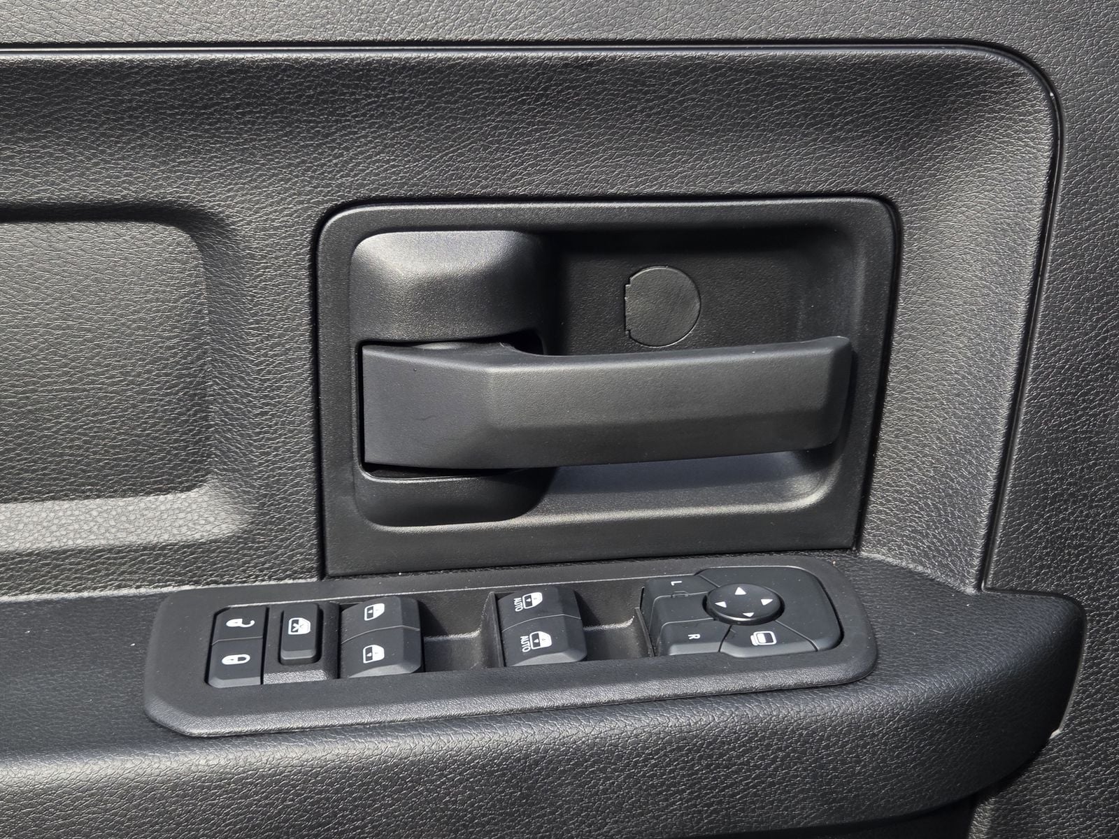 2026 RAM 2500 Tradesman - Photo 15