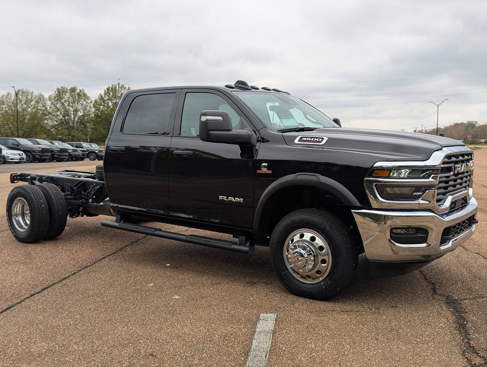 2026 RAM 3500 Chassis Big Horn - Photo 8