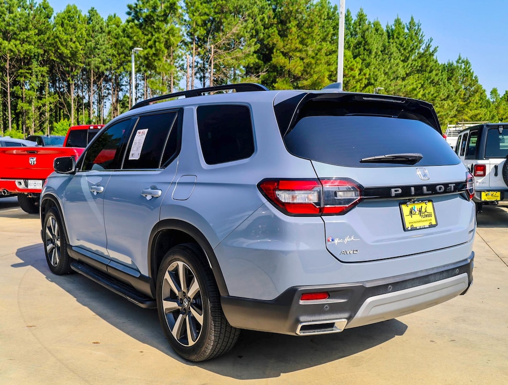 Used 2024 Honda Pilot Touring SUV