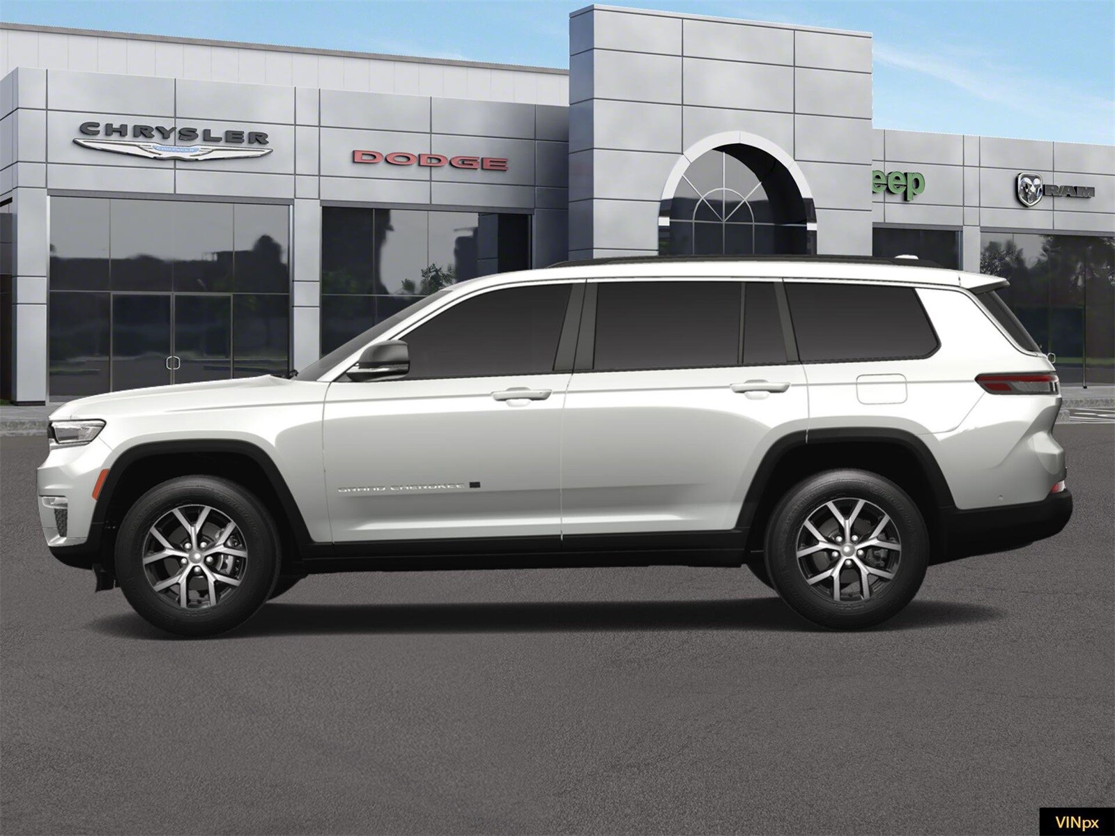 2025 Jeep Grand Cherokee Limited photo 3