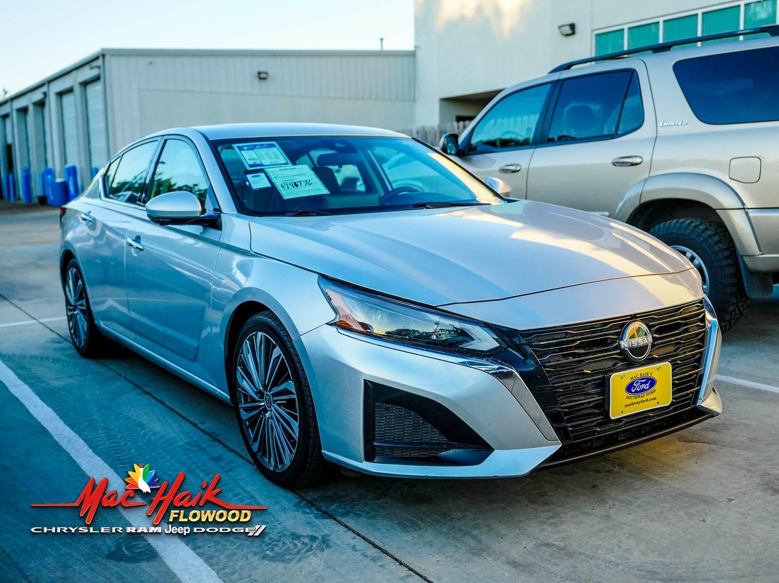 2023 Nissan Altima 2.5 SL photo 2