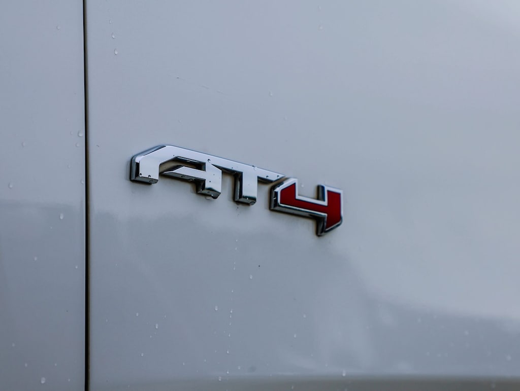 Used 2022 GMC Yukon AT4 SUV