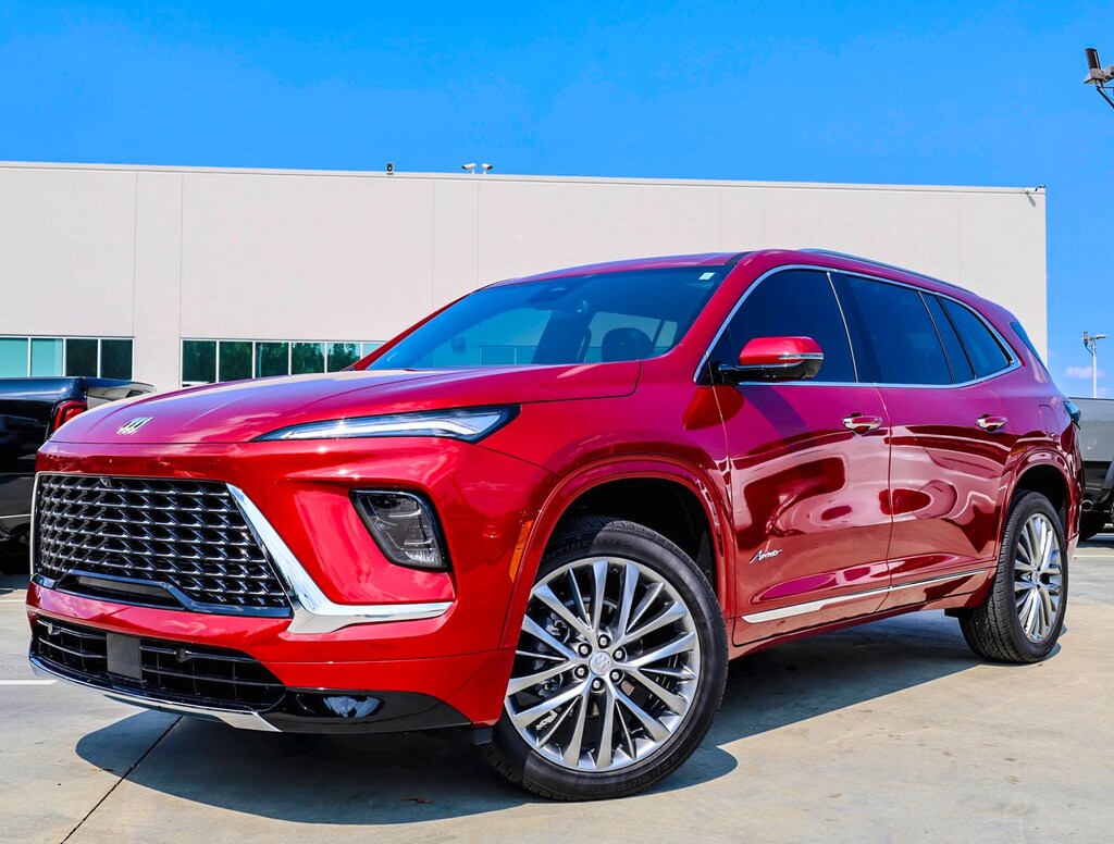 Used 2025 Buick Enclave Avenir SUV