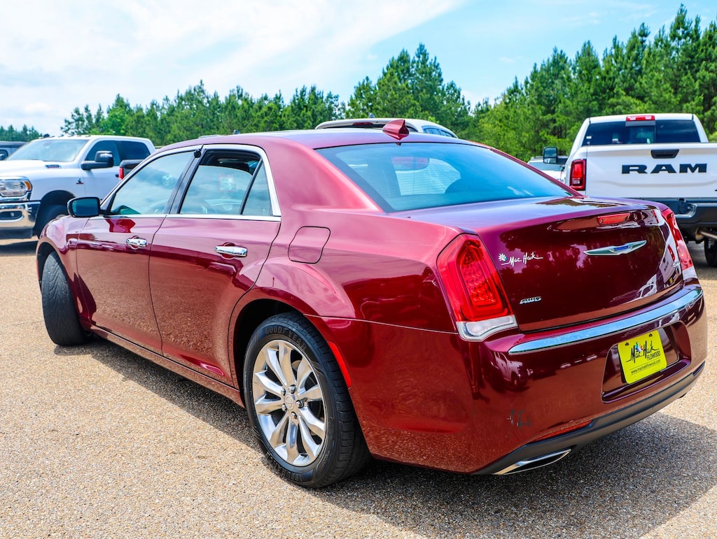Used 2019 Chrysler 300 Limited Sedan