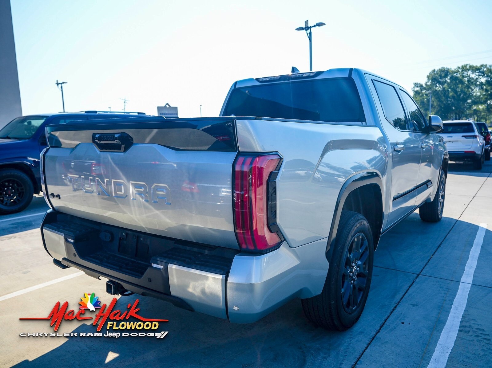 2023 Toyota Tundra Platinum photo 3