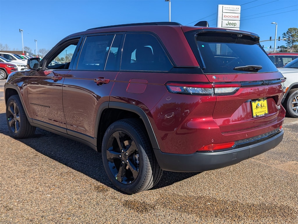 New 2025 Jeep Grand Cherokee Limited Sport Utility