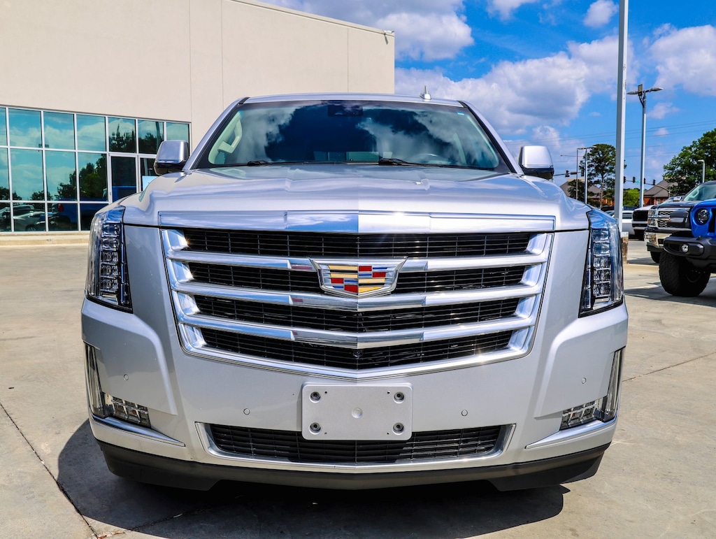 Used 2020 Cadillac Escalade Luxury SUV