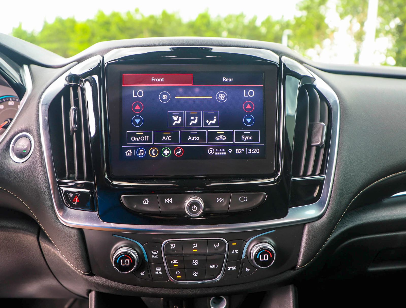 2022 Chevrolet Traverse 3LT - Photo 13