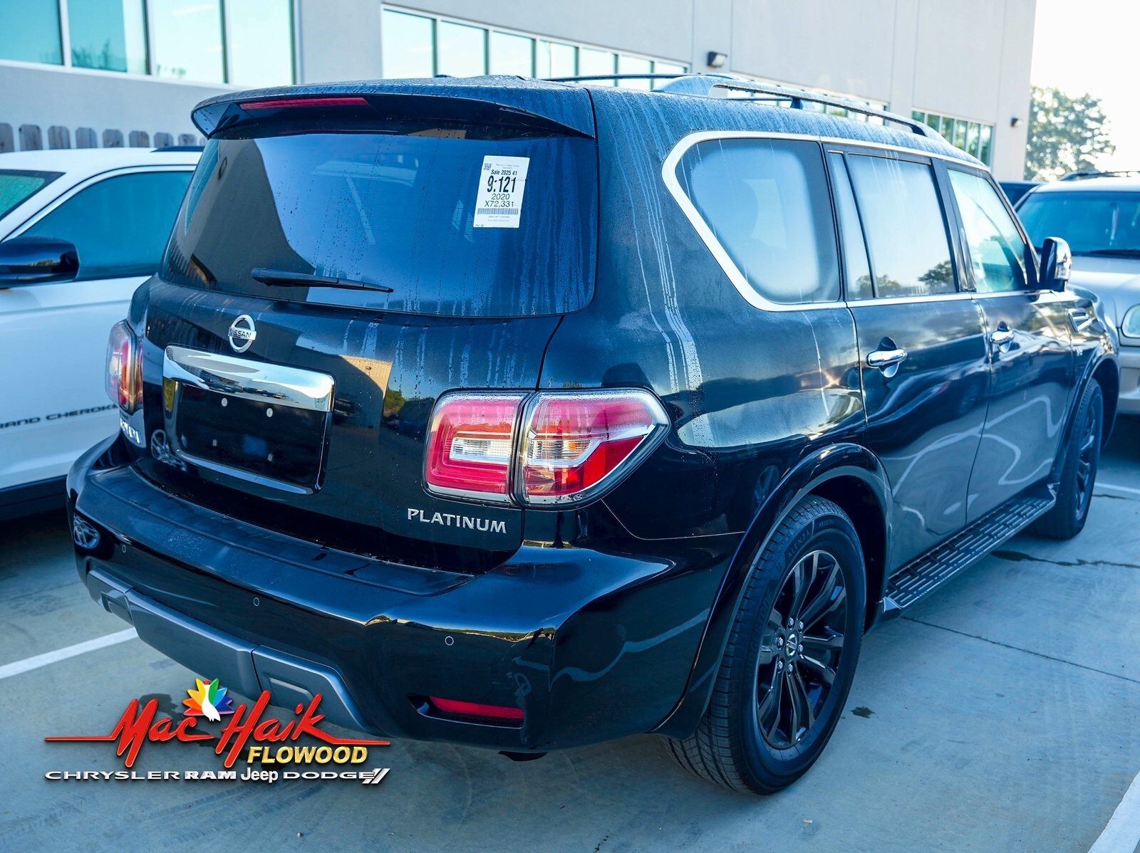 2020 Nissan Armada Platinum photo 3