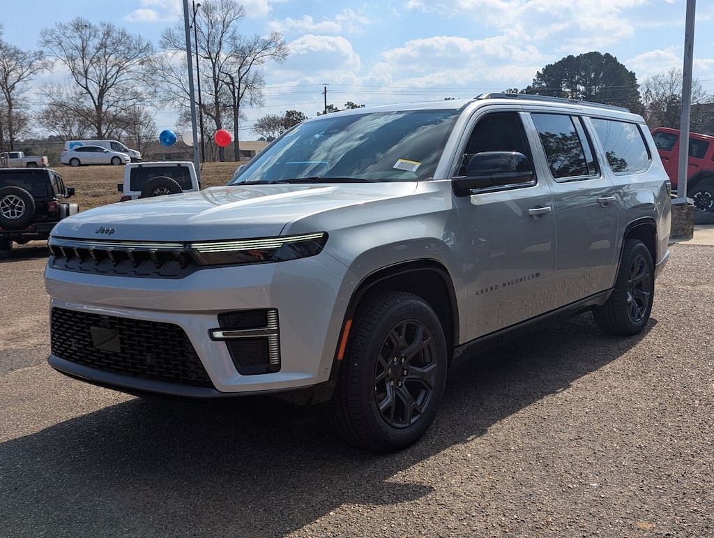 New 2026 Jeep Grand Wagoneer L Limited Altitude Sport Utility