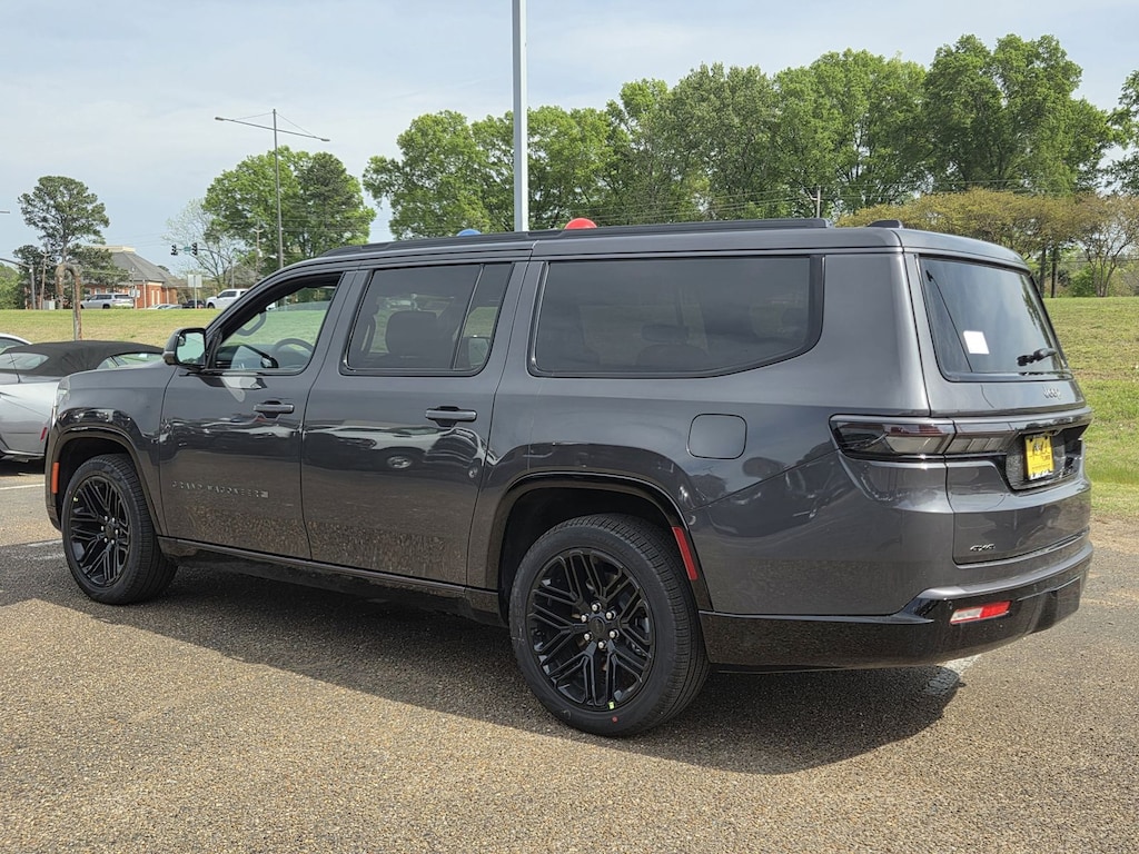 New 2026 Jeep Grand Wagoneer L Limited Reserve Sport Utility