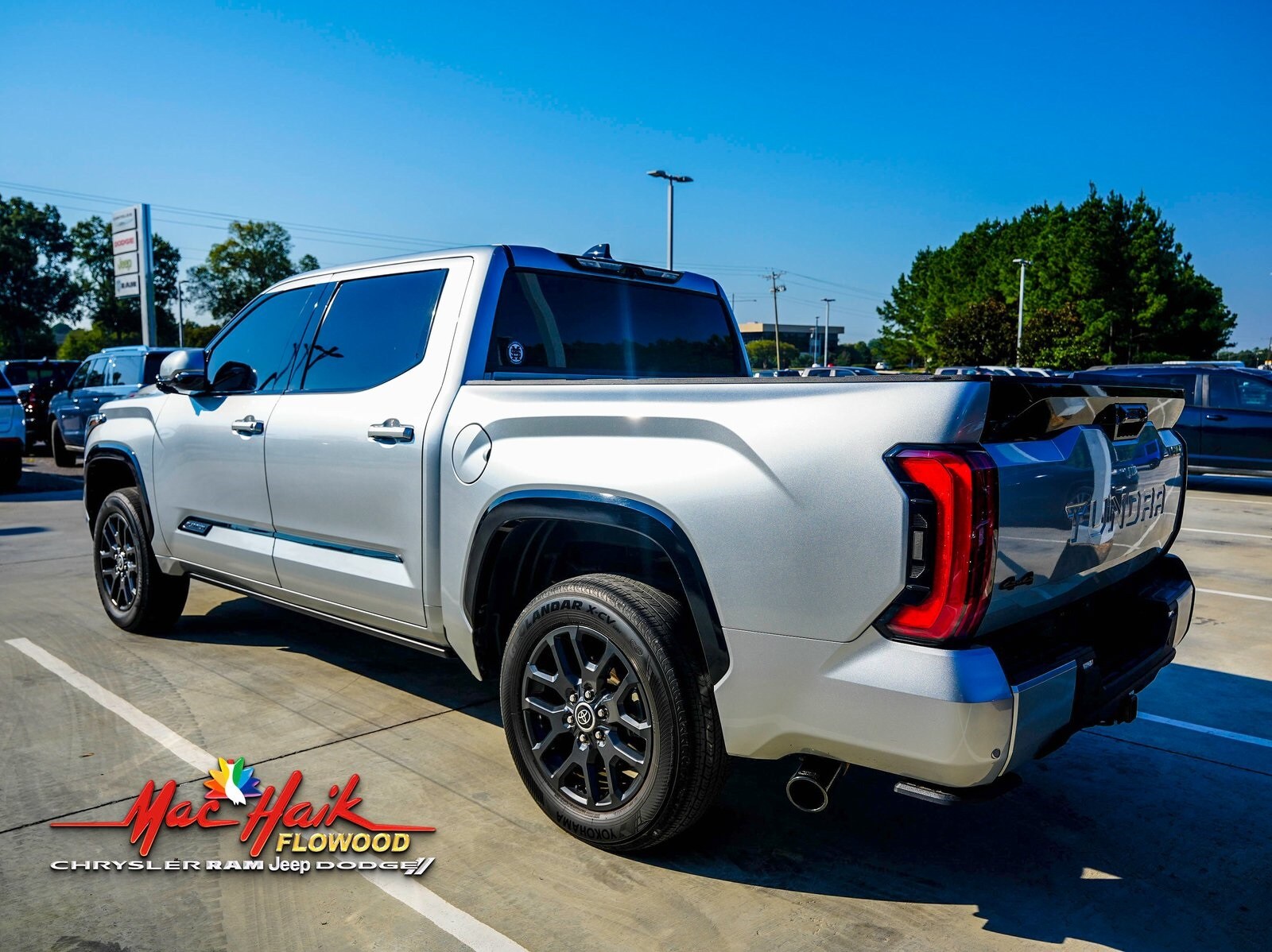 2023 Toyota Tundra Platinum photo 4