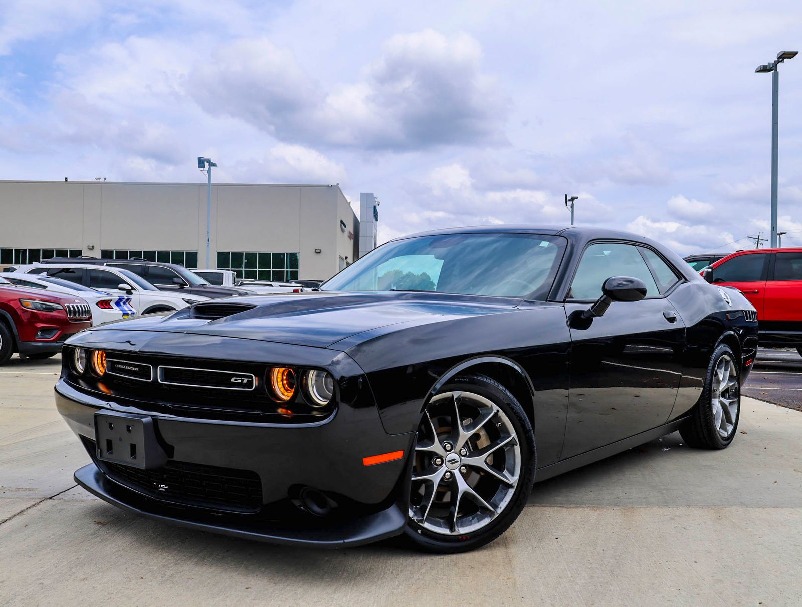 2023 Dodge Challenger GT Auto's photo