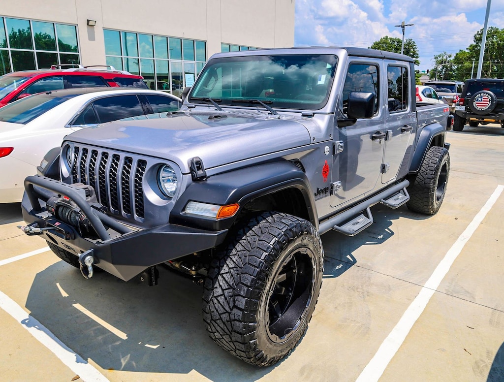Used 2020 Jeep Gladiator Sport Truck