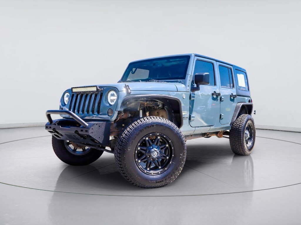 Used 2015 Jeep Wrangler Unlimited Sahara SUV