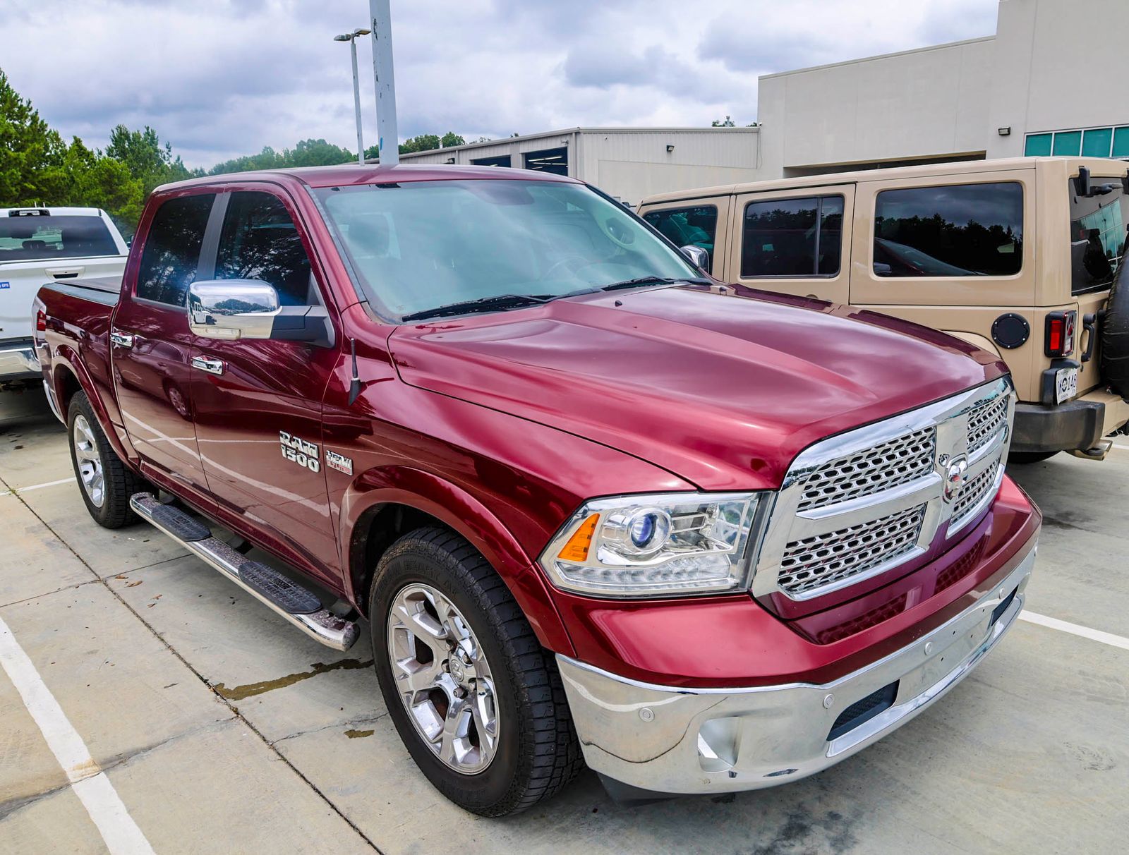 Vehicle Image 2