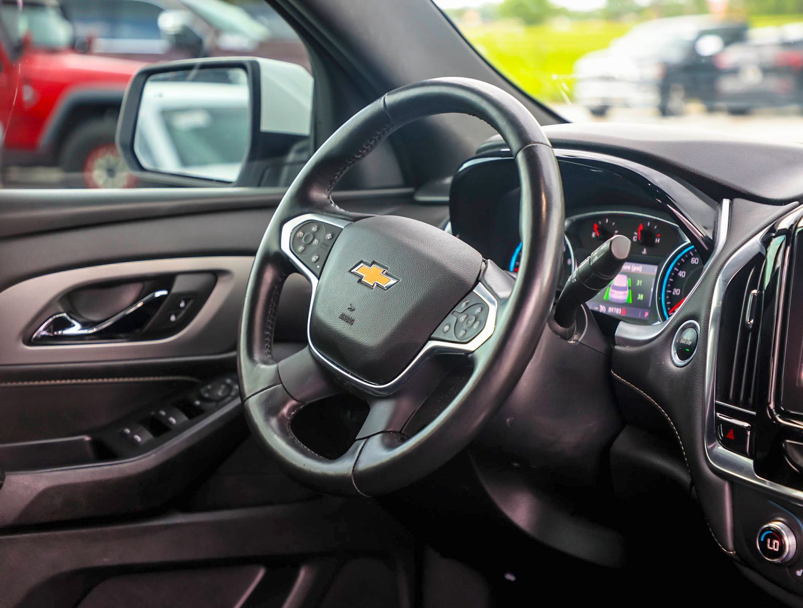 2022 Chevrolet Traverse 3LT - Photo 10