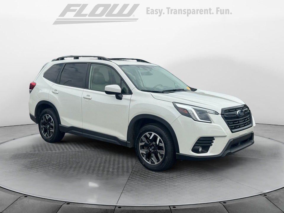 2024 Subaru Forester Premium's photo