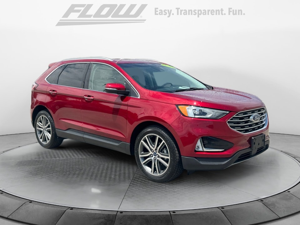 2019 Ford Edge Titanium's photo