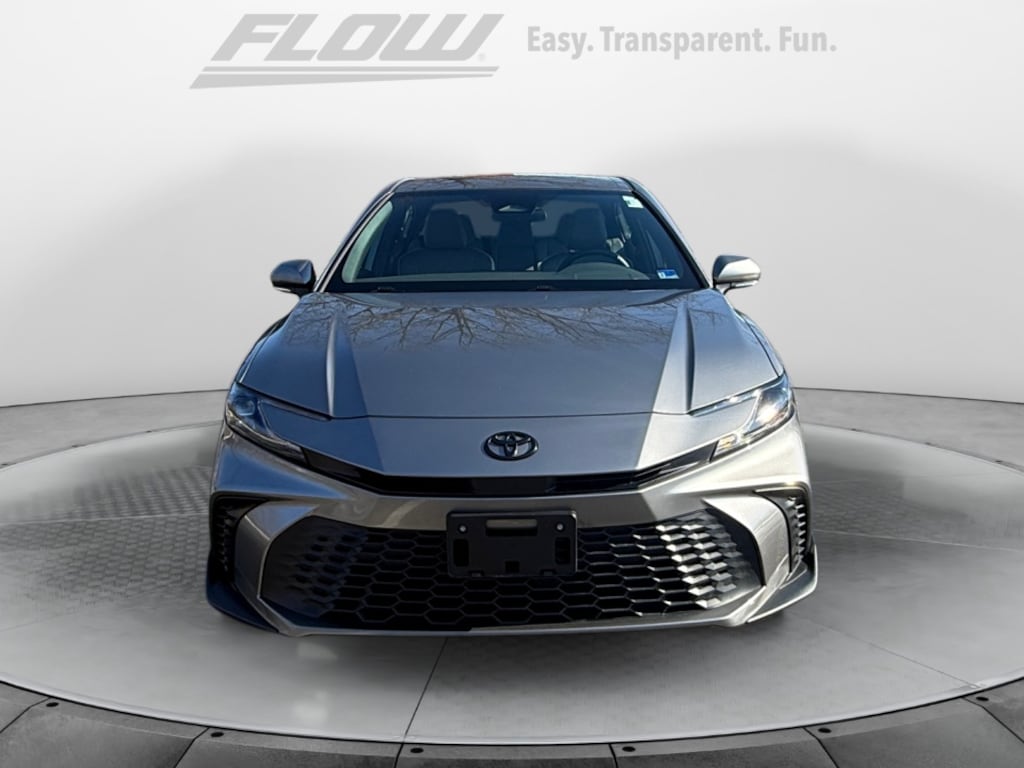 Used 2025 Toyota Camry SE Sedan
