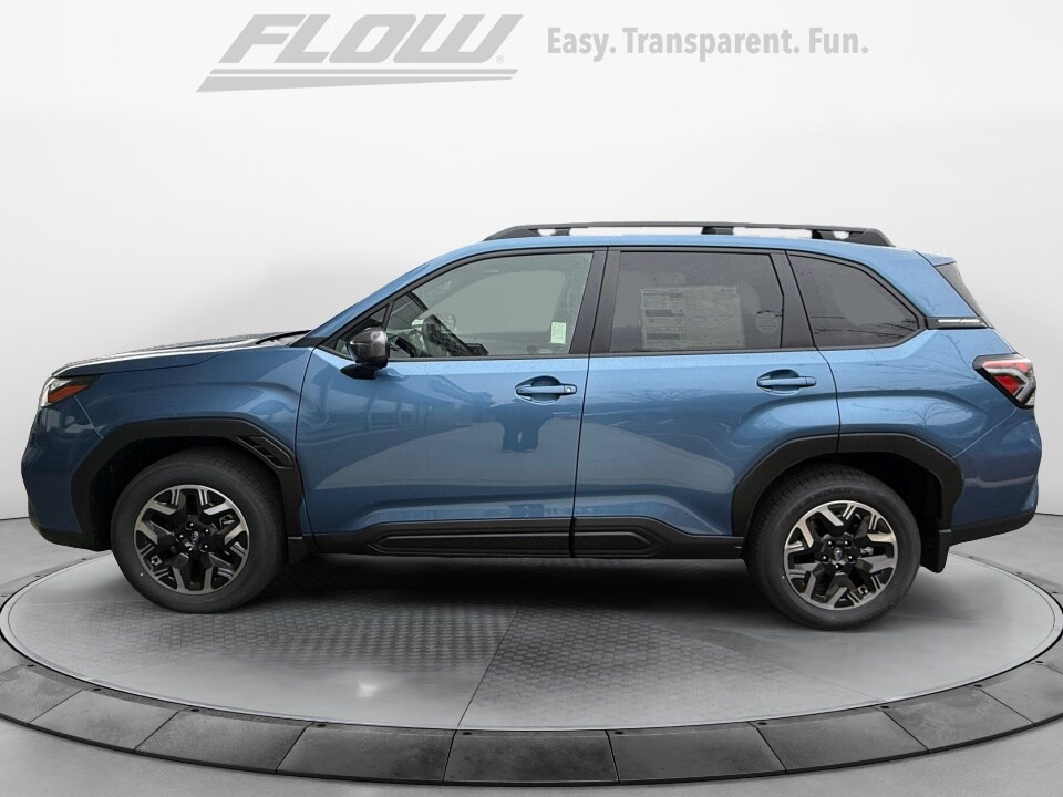 2025 Subaru Forester Premium photo 4