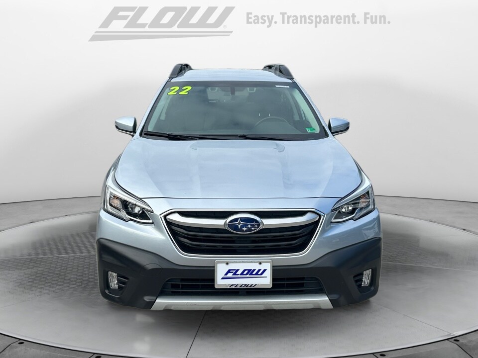 2022 Subaru Outback Limited photo 2