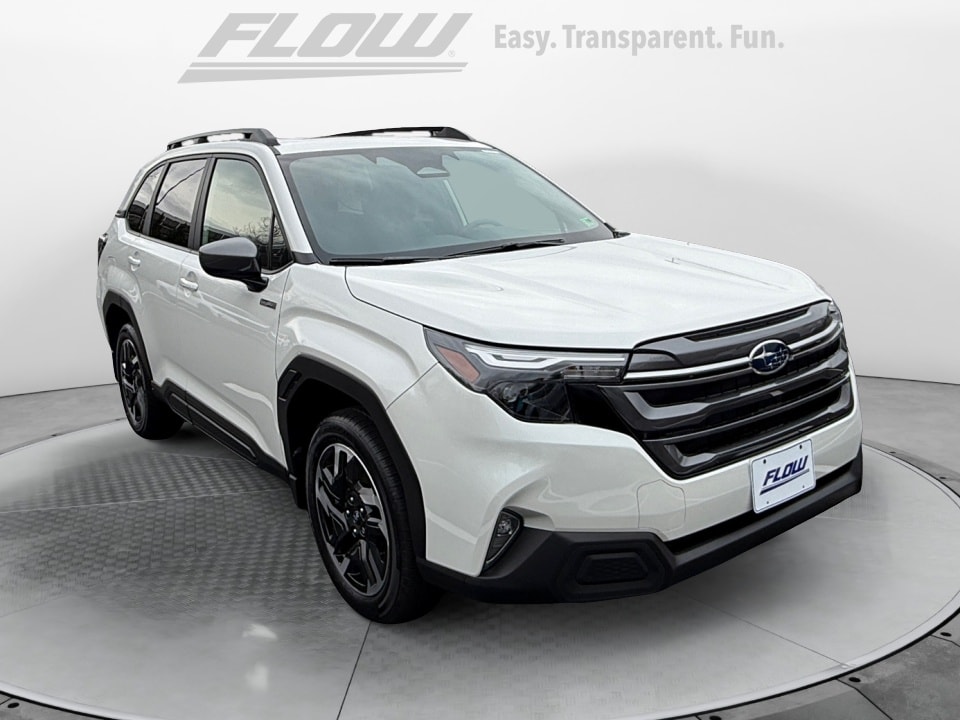 2025 Subaru Forester Premium's photo