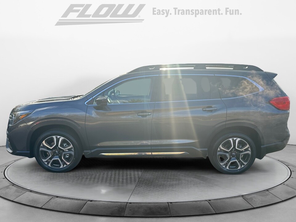 2025 Subaru Ascent Limited photo 4