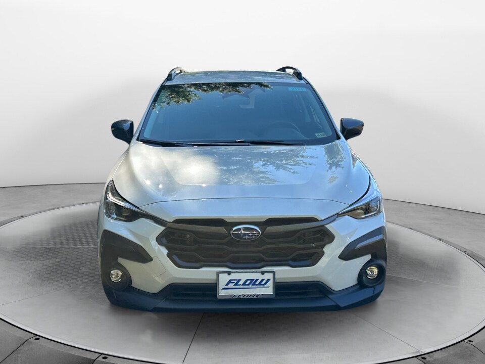 2025 Subaru Crosstrek Limited photo 2