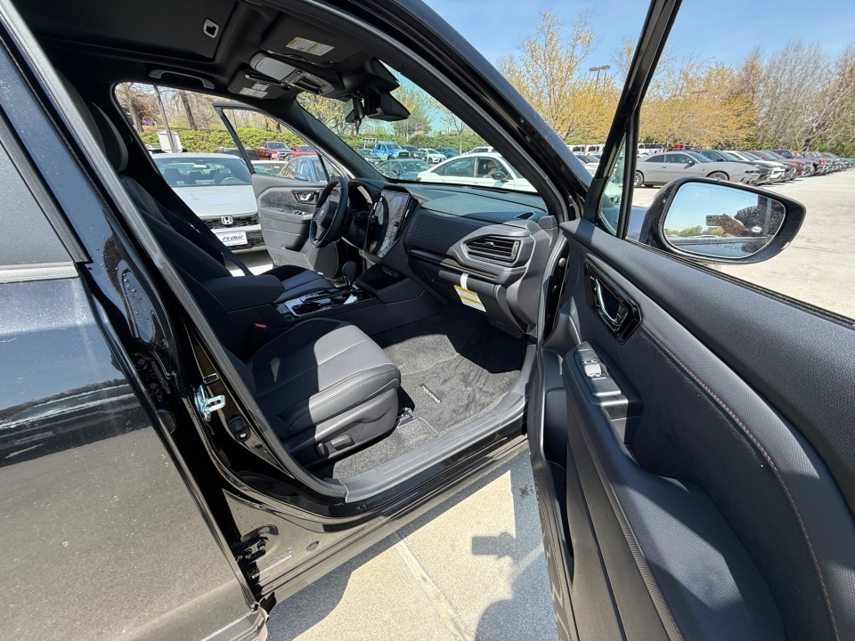 2026 Subaru Forester Touring - Photo 28