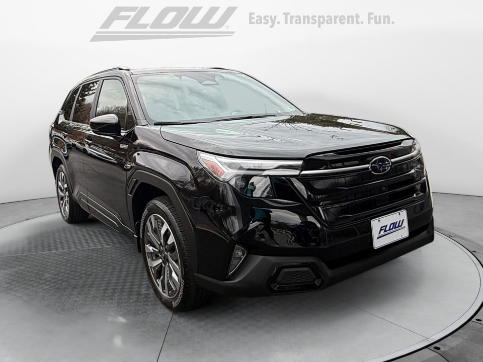 2025 Subaru Forester Touring's photo