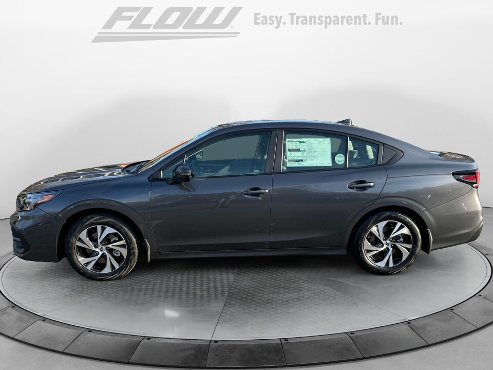 2025 Subaru Legacy Premium photo 3