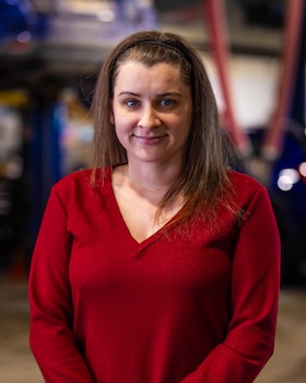 Staff member April Putnam from 0b71a790956e