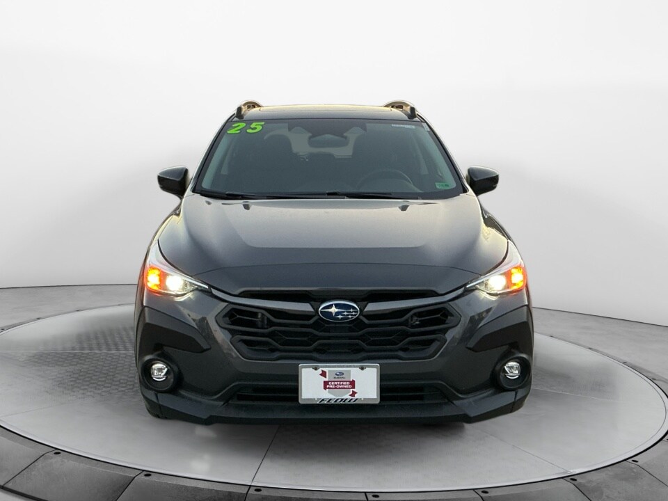 2025 Subaru Crosstrek Premium photo 2