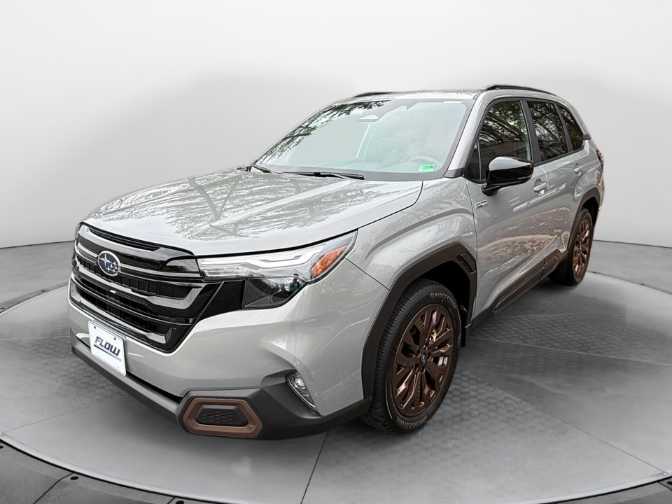 2025 Subaru Forester Sport's photo