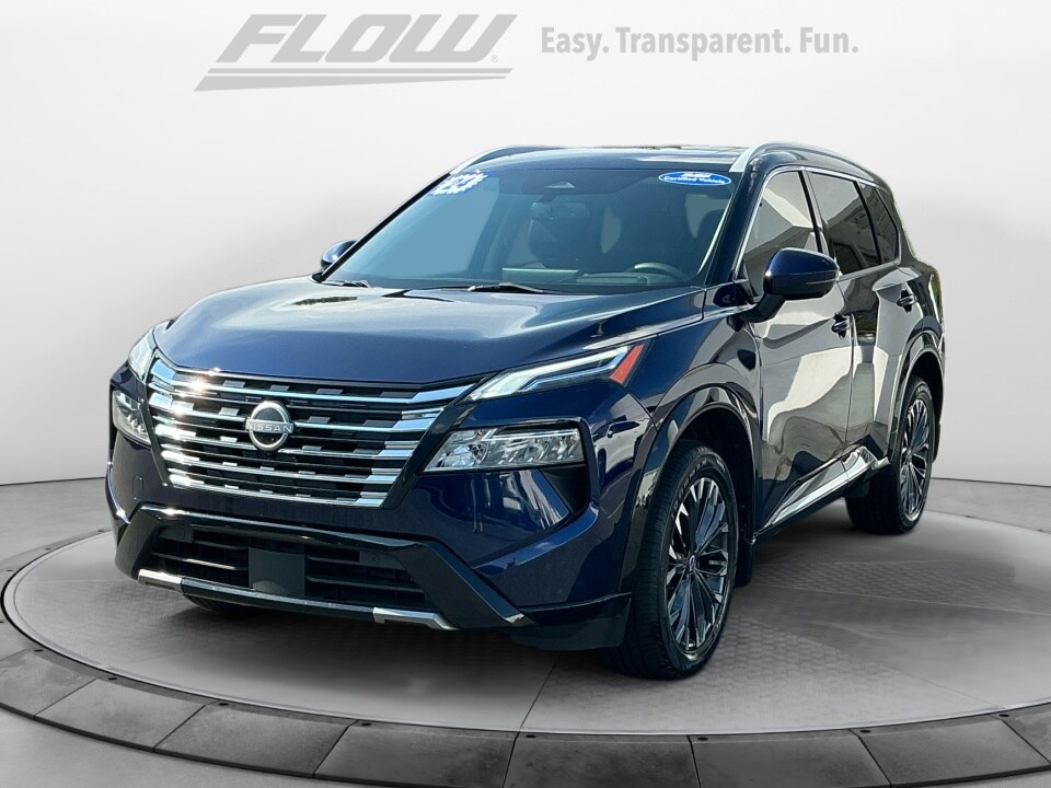 2024 Nissan Rogue Platinum photo 3