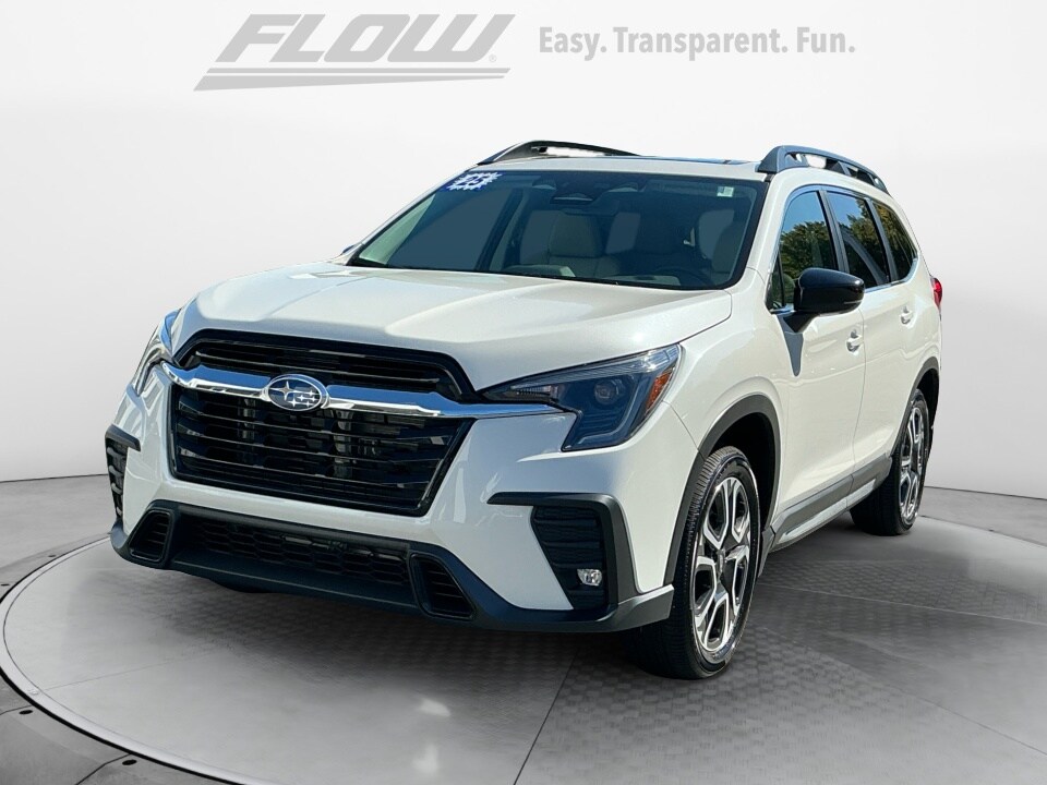 2025 Subaru Ascent Limited photo 2