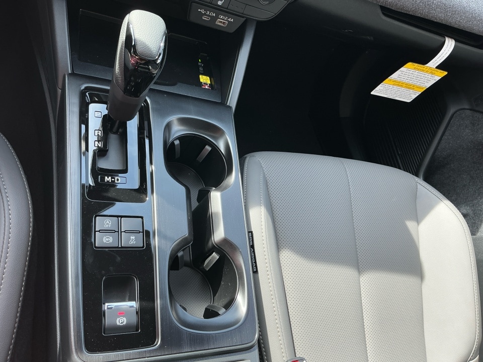 2026 Subaru Outback Limited - Photo 13
