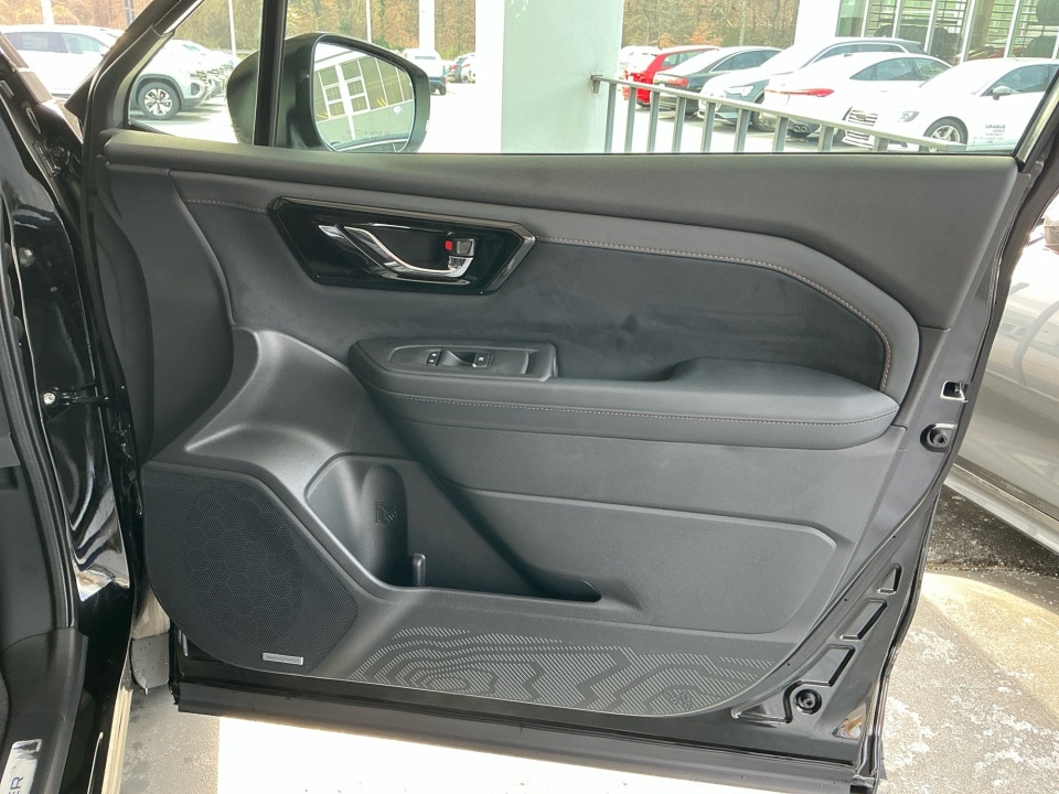 2026 Subaru Forester Touring - Photo 31