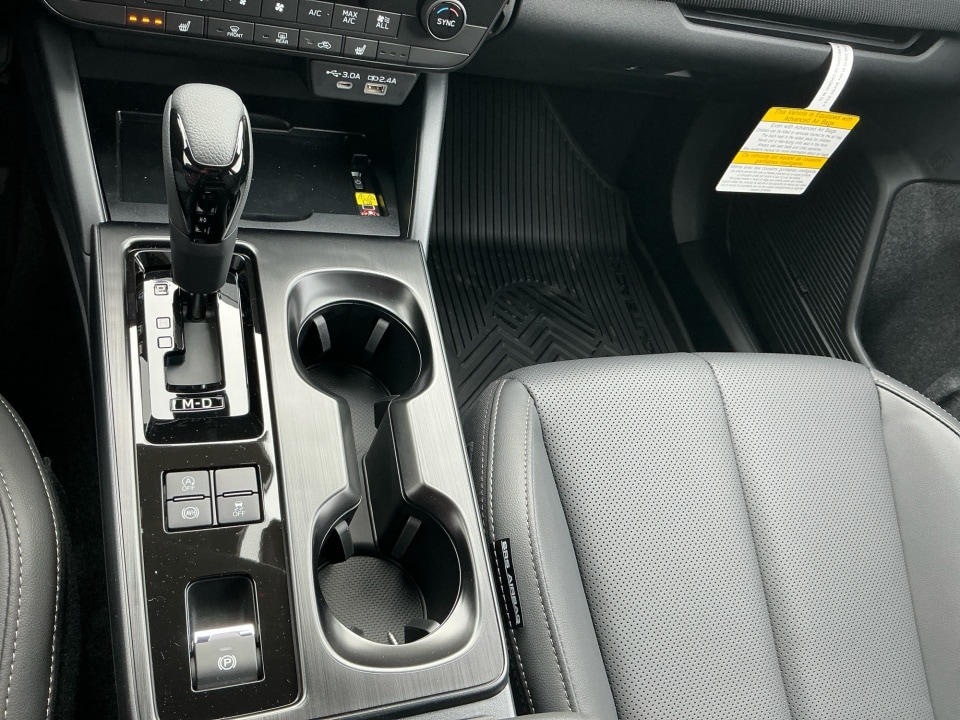2026 Subaru Outback Limited - Photo 13