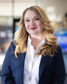 Staff member Wendy Wood from fed6cbefa719