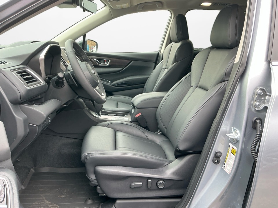 2026 Subaru Ascent Touring - Photo 9
