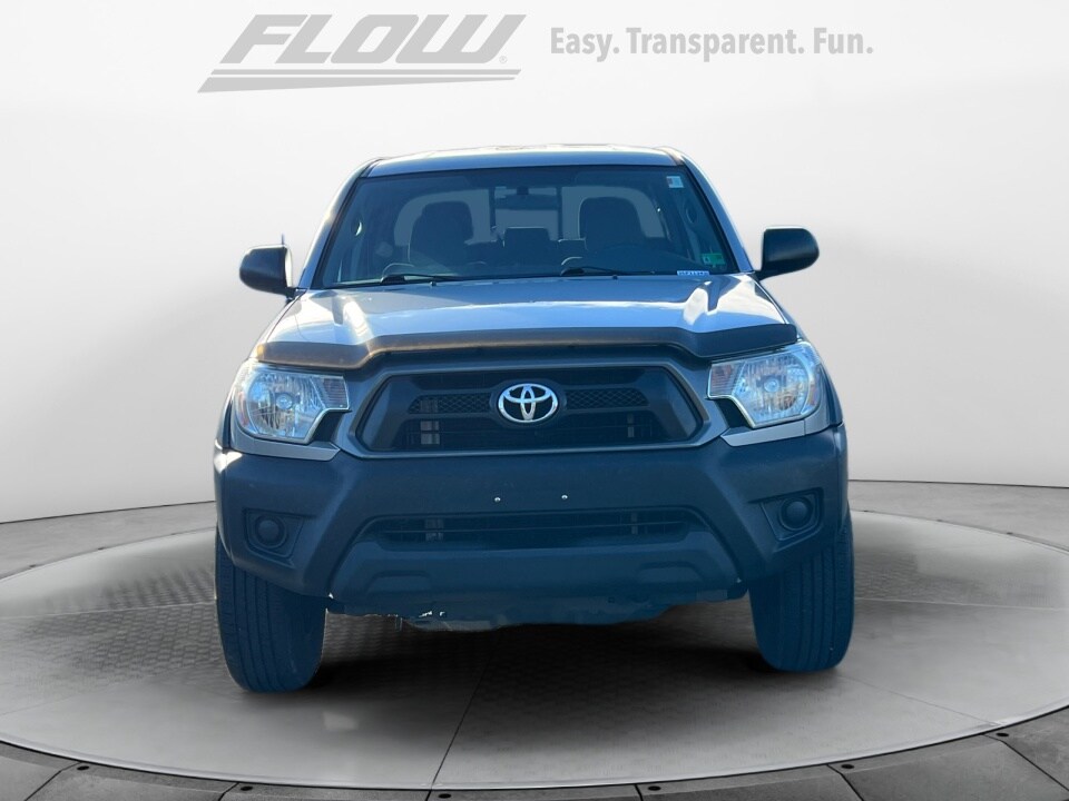 2014 Toyota Tacoma PreRunner photo 2