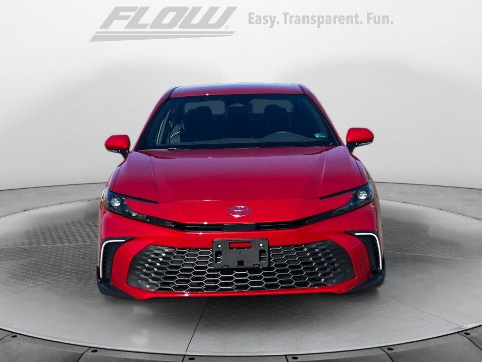 2026 Toyota Camry SE photo 2