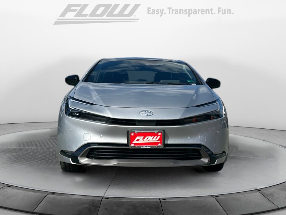 2025 Toyota Prius Limited AWD-e photo 2