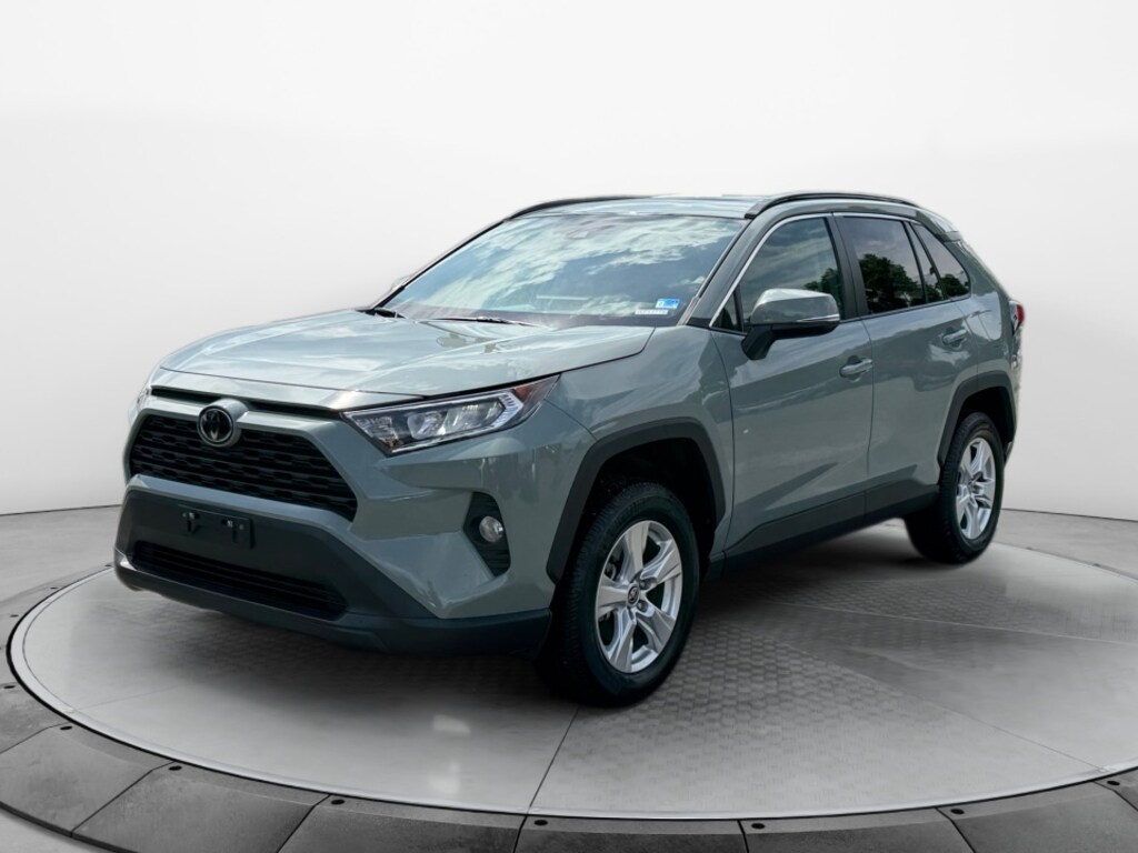 Used 2021 Toyota RAV4 XLE SUV
