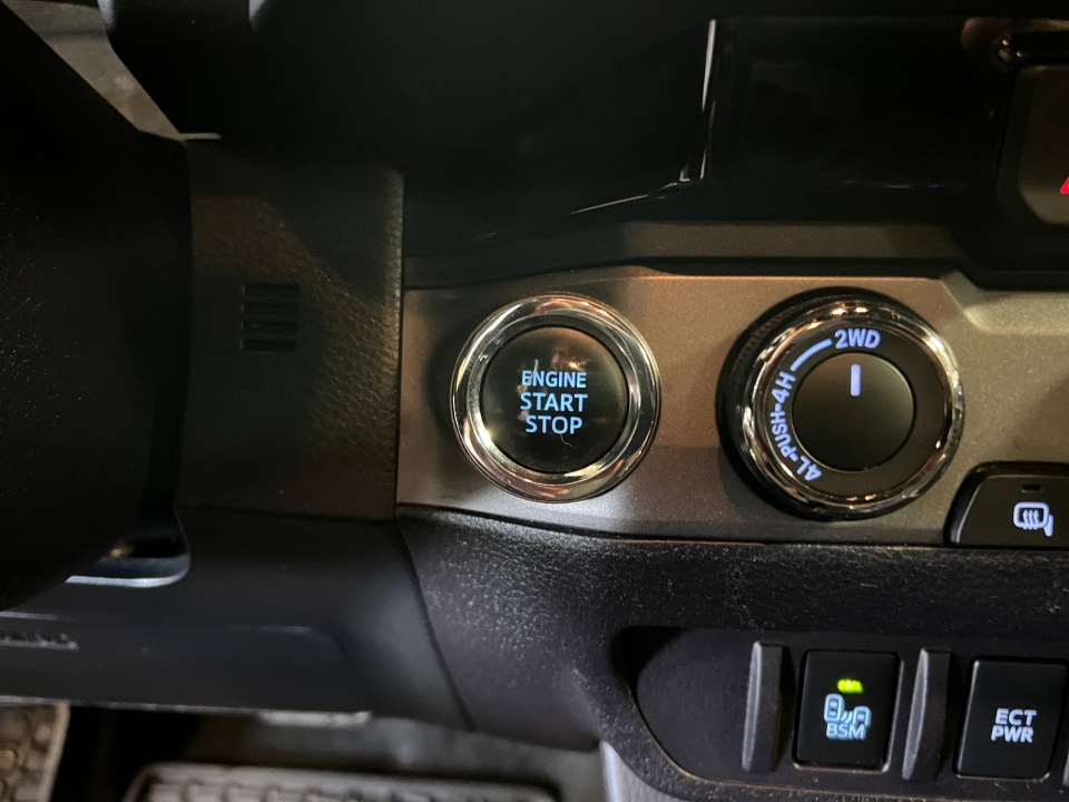2017 Toyota Tacoma TRD Sport - Photo 24