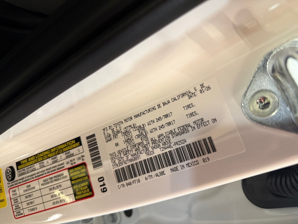 2026 Toyota Tacoma SR5 - Photo 35