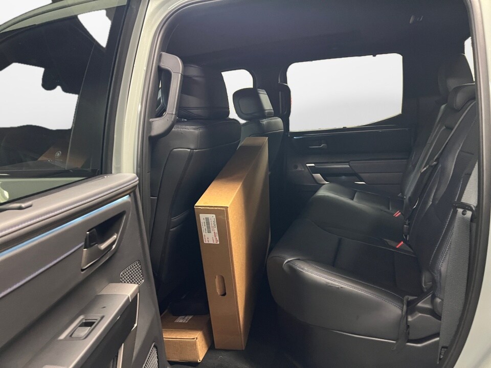 2026 Toyota Tundra Platinum - Photo 13