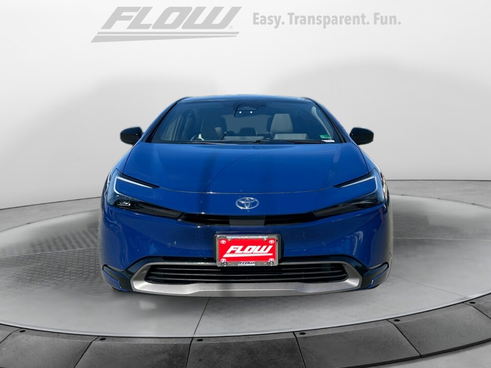 2024 Toyota Prius Limited photo 2